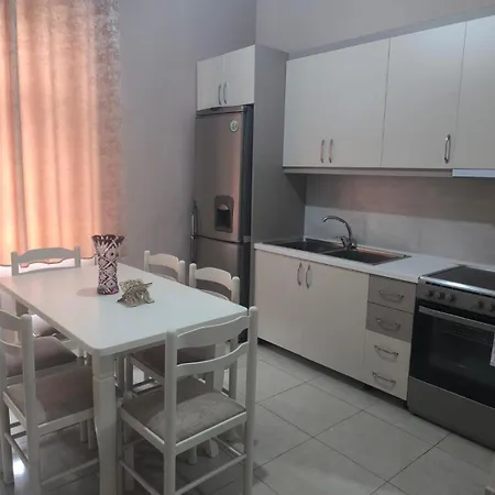 Delvina Comfort Apartman Delvinë