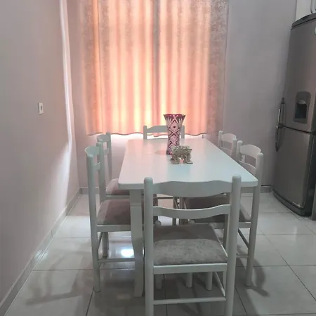 Delvina Comfort