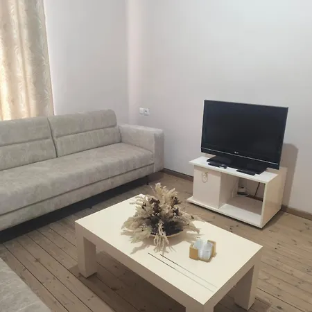 Delvina Comfort Apartmán *